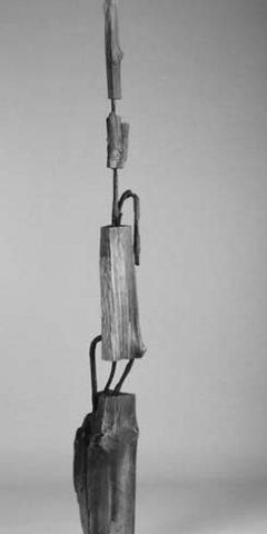 No 134 Murir / To Mature (1996). Photo Rob Roy. h = 192 cm